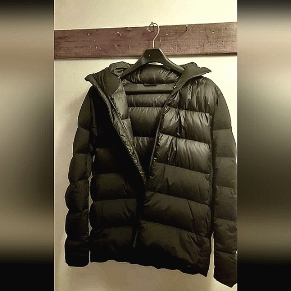 Lululemon Men's Puffer Jacket